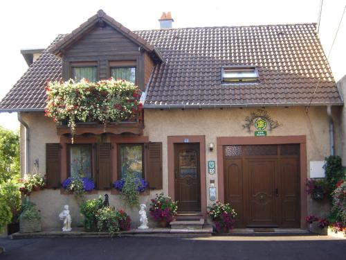 Haselbourg House | Gîte with views of the Vosges Mountains