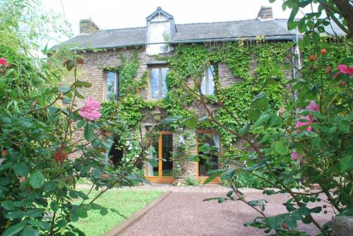 Mauron House | Gites du Charme