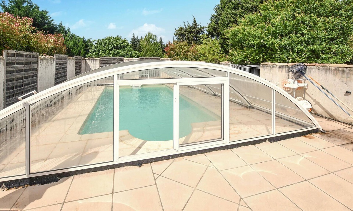 Piolenc House | Gorgeous home in Piolenc with WiFi