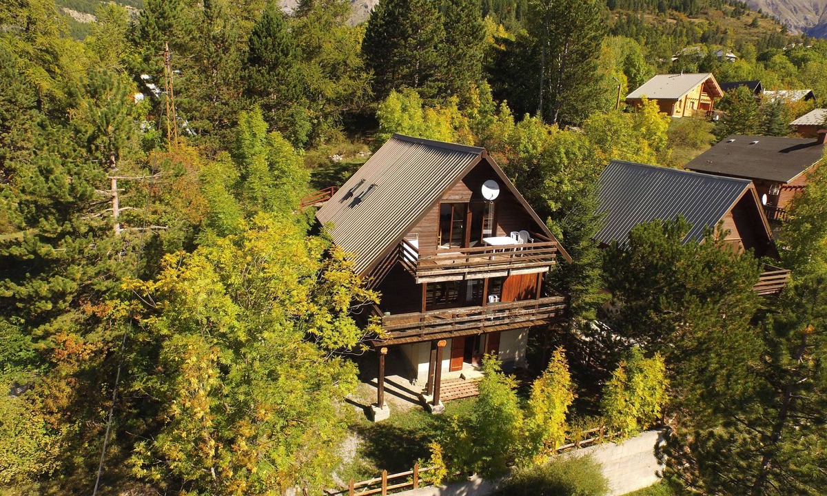 Allos Ski Chalet | Grand Chalet Val D'allos 10 Pax à Proximité de sa Base de Loisir Nautique