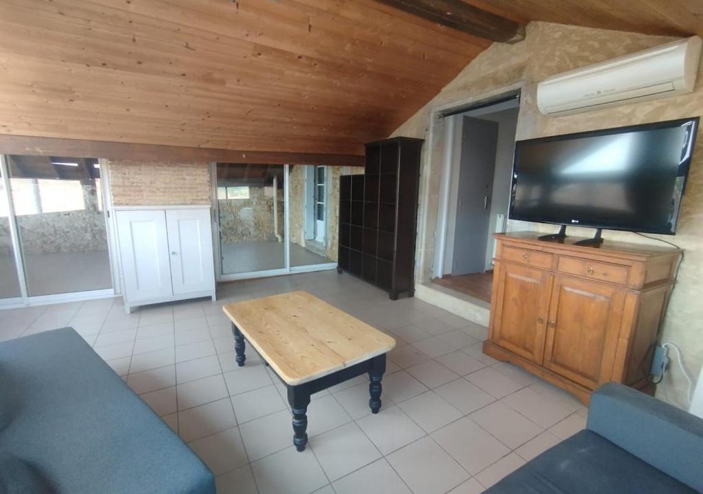 Aignan Apartment | grand f3 avec deux grandes terrasse