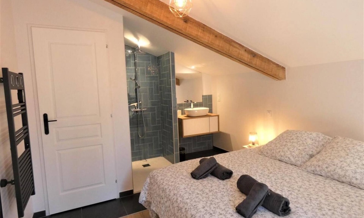 Saint-Lon-les-Mines House | Grande Villa Avec Jaccuzzi