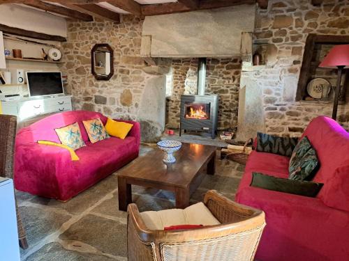 Guimaec House | Granite stone house Guimaec