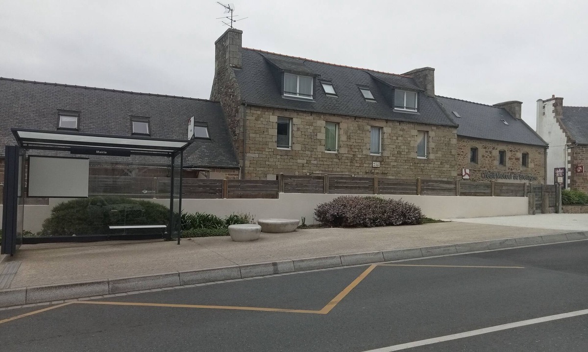 Trebeurden Apartment | Ground-floor apartment with terrace ideal for 4 people (6 people max)