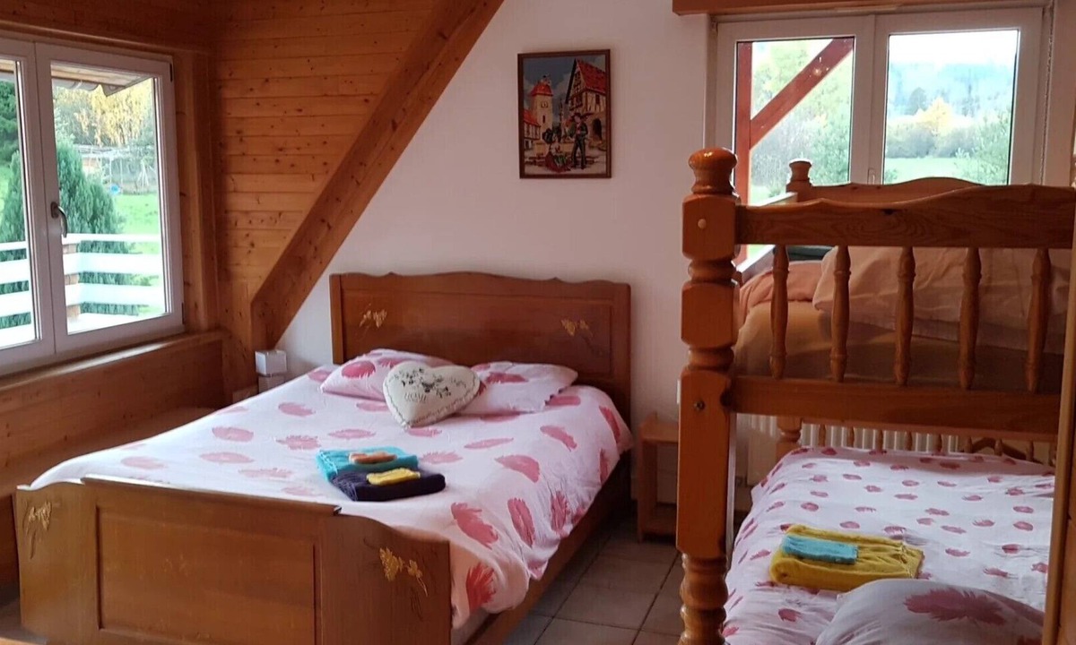 Plaine Bed & Breakfast | Guest Room "Chalet Des 3 Pins - Lumière" with Mountain View, Shared Terrace and Wi-Fi