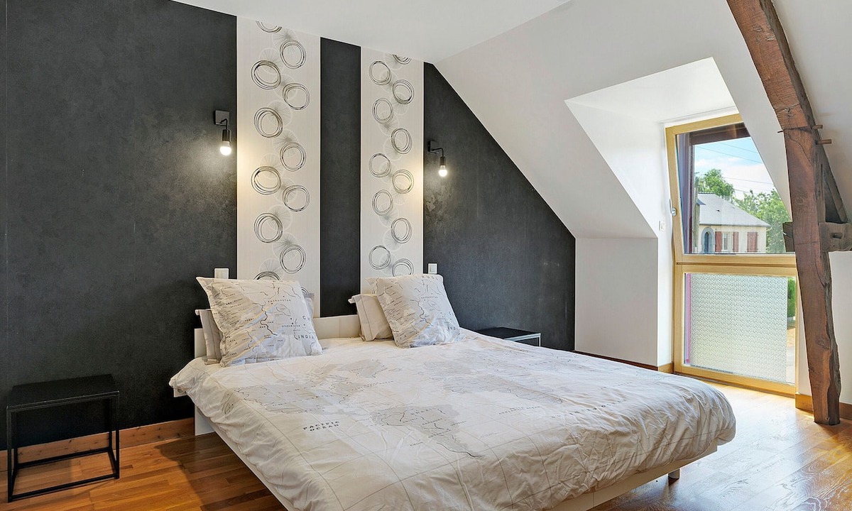 Romille Bed & Breakfast | Guest Room 'L'Aube' with Shared Terrace, Communal Garden and Wi-Fi