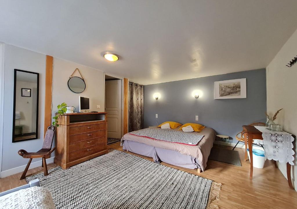 Raon-les-Leau Bed & Breakfast | Guestroom Raon-lès-Leau, 1 pièce, 3 personnes - FR-1-584-274
