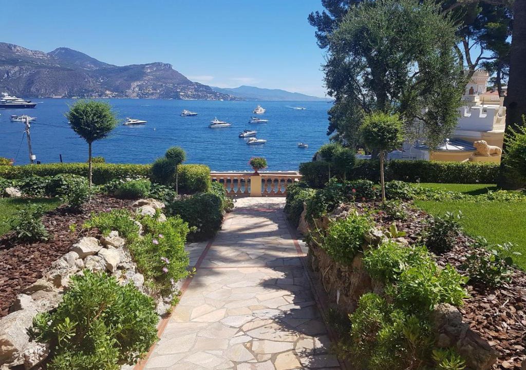 Saint-Jean-Cap-Ferrat Hotel | Hôtel de Charme Brise Marine