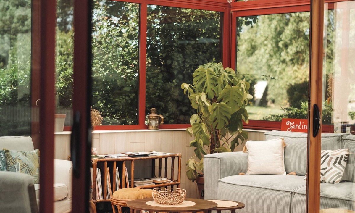 Ploufragan Hotel | Hôtel Les Voisins Beaucemaine