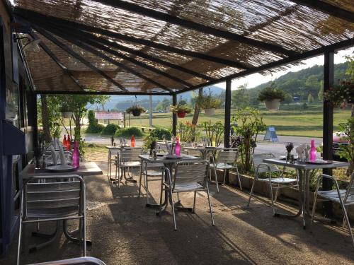 La Palud-sur-Verdon Hotel | Hôtel Restaurant Auberge des crêtes du Verdon