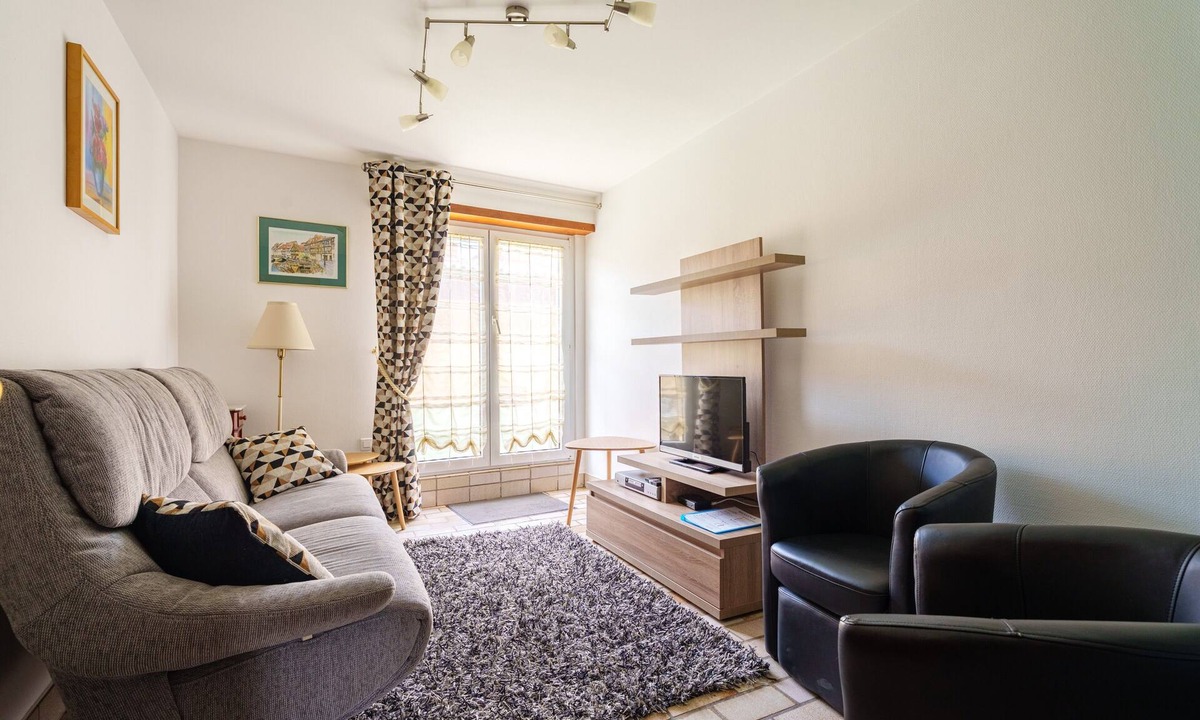 Itterswiller Cottage | Haydi 3-Star Cottage with Shared Pool on the Alsace Wine Route in Itterswiller