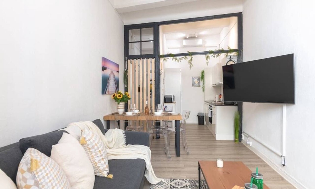 Old Town Apartment | Heart of Nice's Old Town, 2 bedrooms, 5 minutes from the sea, air conditioning