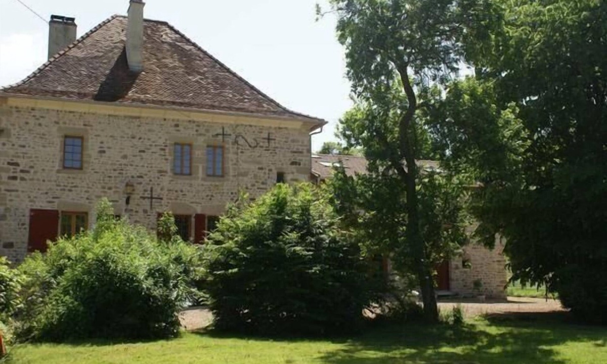 Le Chatelet-sur-Meuse Other | Holiday house Bourbonne les Bains for 1 - 8 persons with 3 bedrooms - Castle
