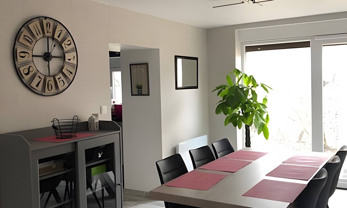 Fromelennes House | Holiday Home "Gîte Les Aubennes" with Private Terrace, Garden & Wi-Fi
