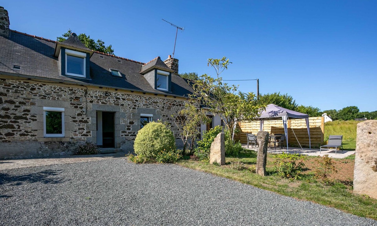 Tressignaux House | Holiday Home "Kerkohann" with Private Garden & Wi-Fi