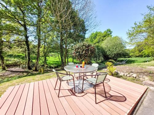 Saint-Glen House | Holiday Home La Fée Margot by Interhome