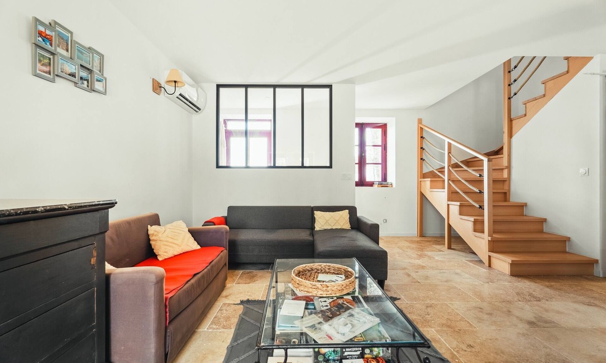 Mordelles House | Holiday Home 'Maison De Campagne SPA, Rennes Parc Expo' with Jacuzzi, Private Garden & Wi-Fi