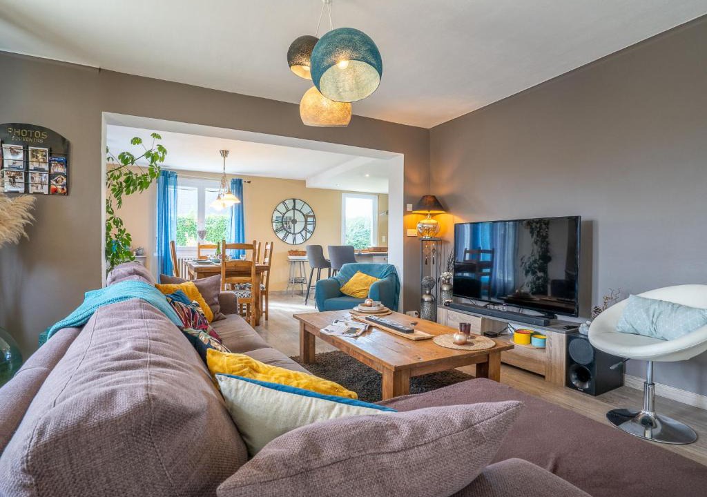 Tregueux House | Holiday Home Ty Manolo by Interhome