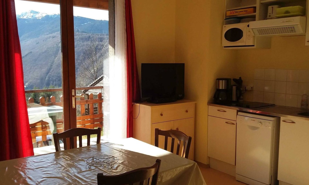 Ignaux Apartment | Homerez - Apartment in Ignaux