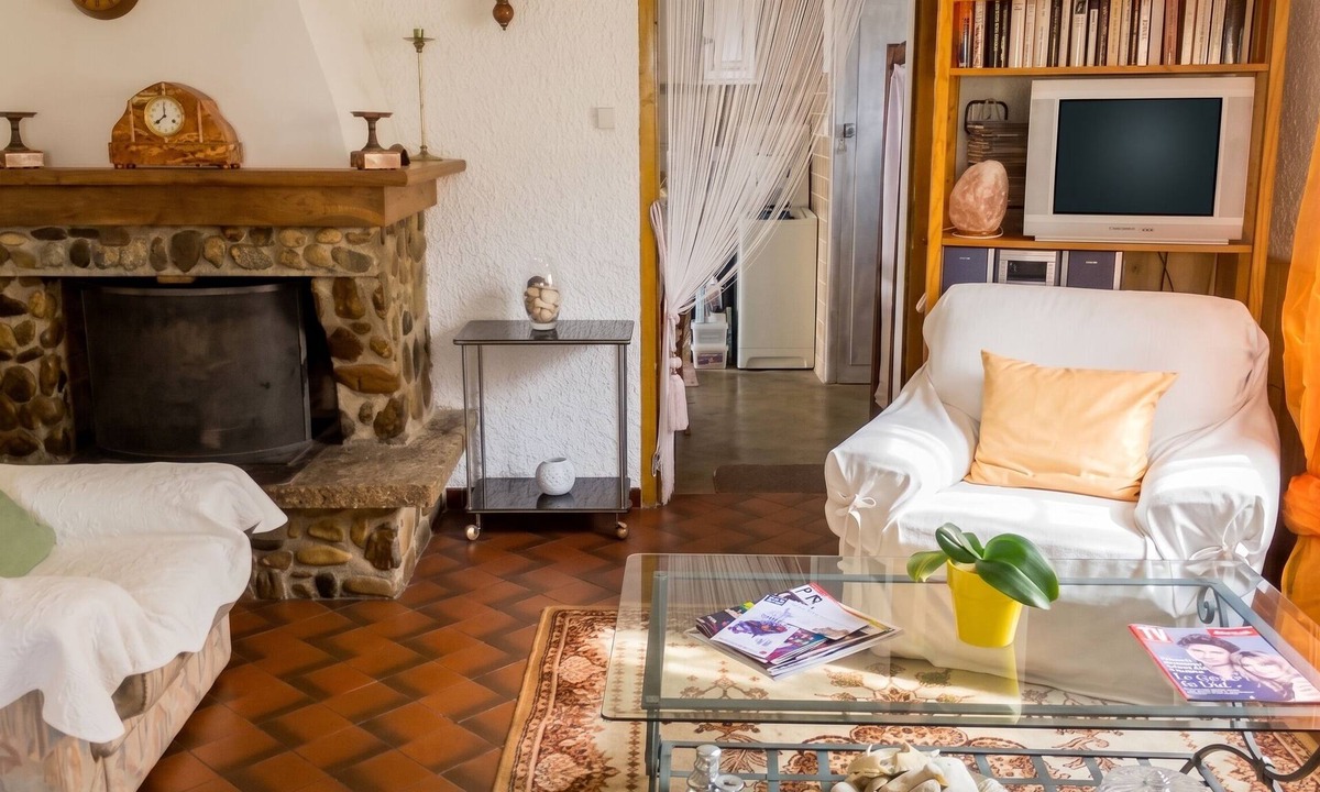 Tarbes Apartment | Homerez - Apartment in Tarbes