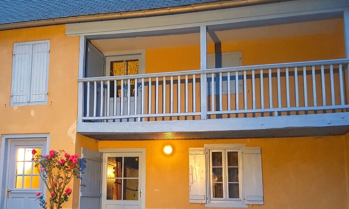 Sainte-Marie-de-Campan House | Homerez - House in Sainte-Marie de Campan