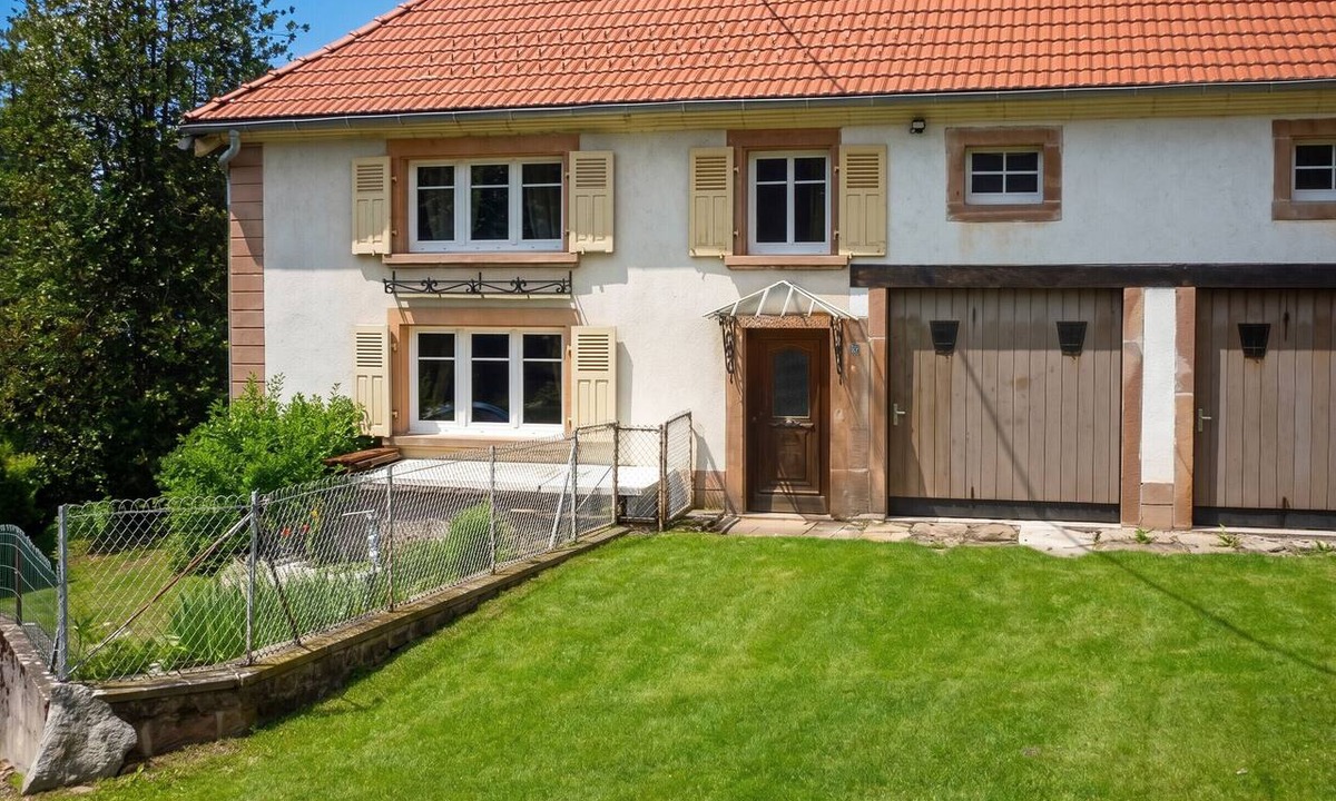 Ranrupt House | Homerez - House in Ranrupt