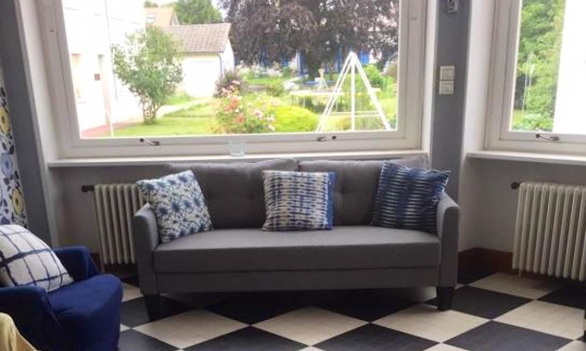 Fresnes-en-Woevre House | Homerez - Spacious house for 8 ppl. with garden and terrace at Fresnes-en-Woëvre