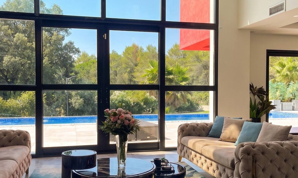 Caremeau Villa | Homerez - Villa with pool in Nîmes