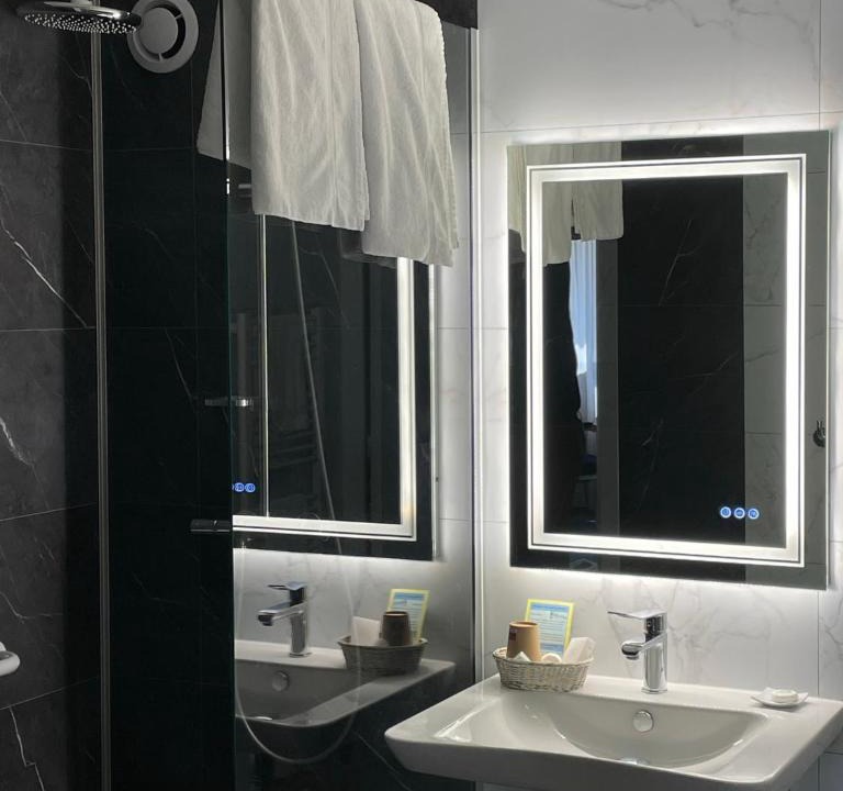 Saint-Brieuc Hotel | Hotel De Clisson Saint Brieuc