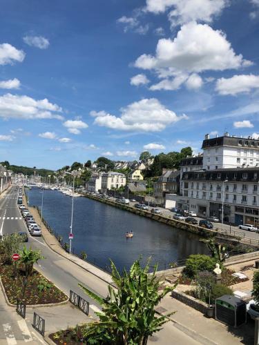 Morlaix Apartment | hotel de Croix