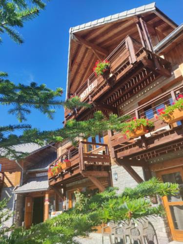 La Joue du Loup Hotel | Hotel L'Ecrin des Neiges