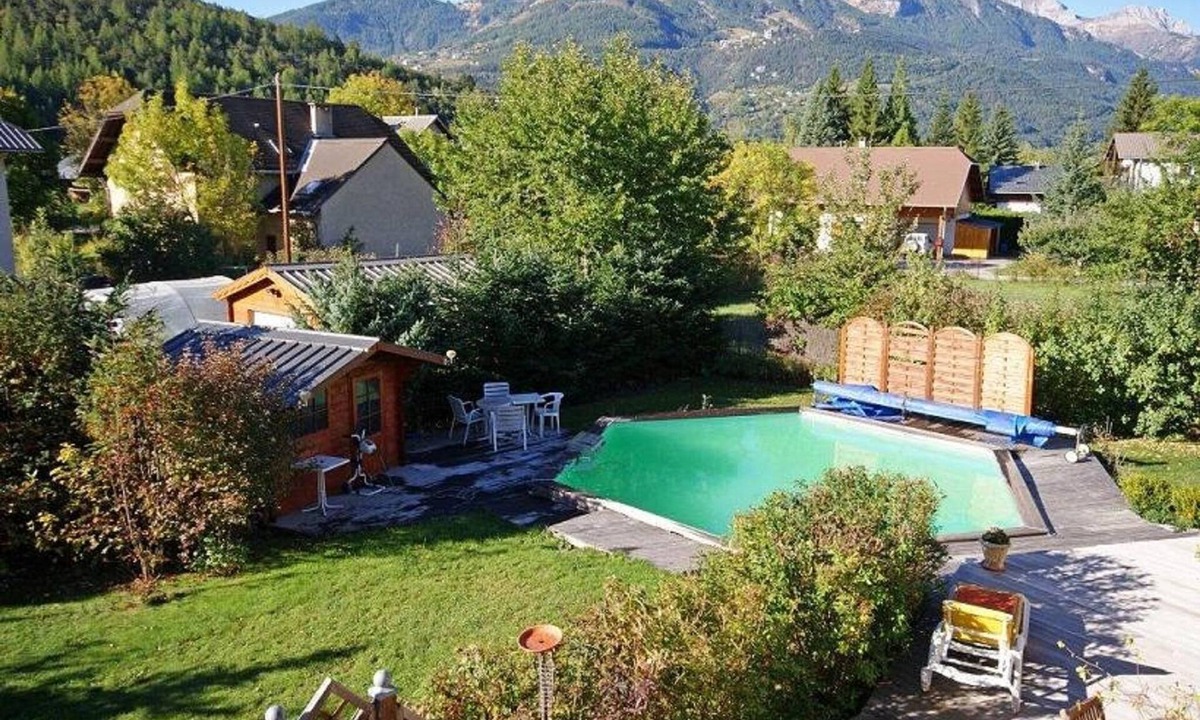 Barcelonnette Villa | House 4*, swimming pool, 6 to 10 pers. cycling, hiking, families, ski, golf