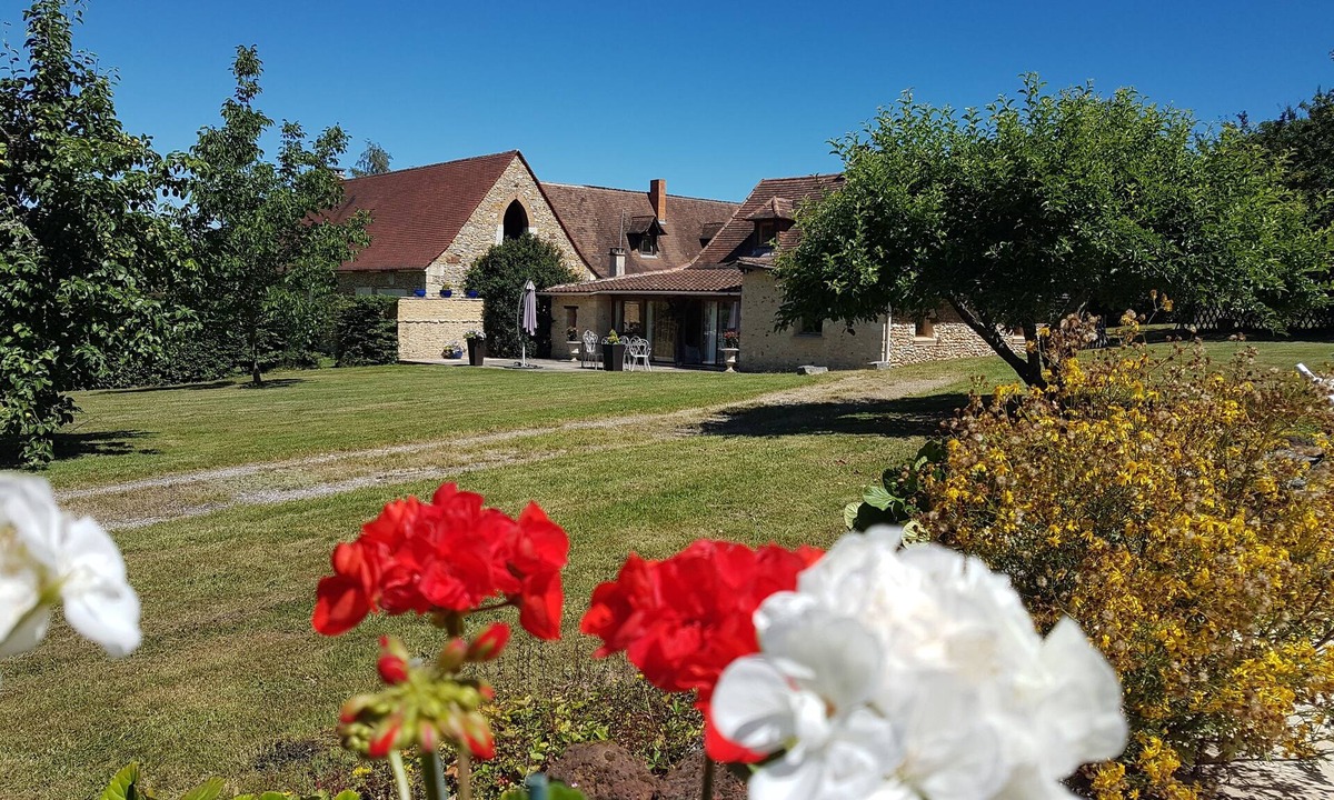 Saint-Crepin-d'Auberoche House | House with swimming pool in Périgord