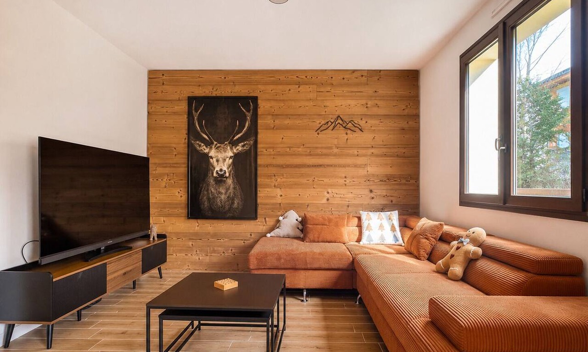 Real House | House in Formigueres Real with a sunroom, game room, and a terrace with a fire pit