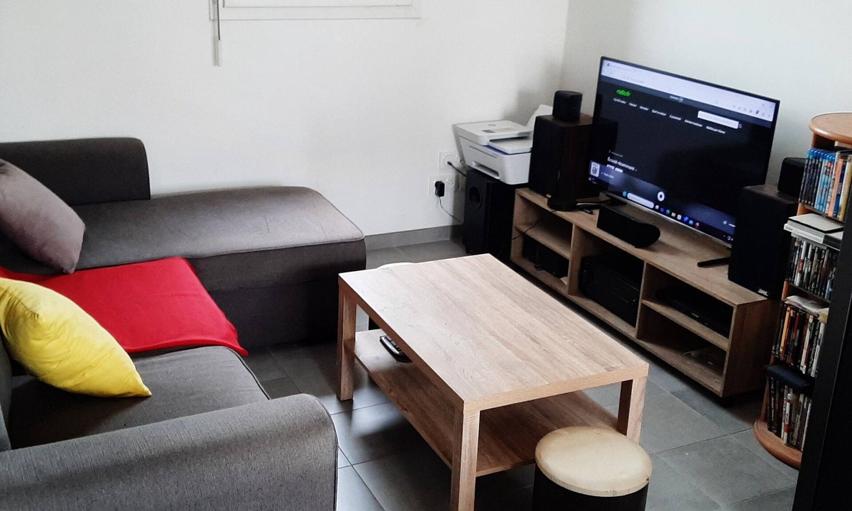Saint-Meloir-des-Ondes House | House in subdivision near Saint malo and shops animals accepted