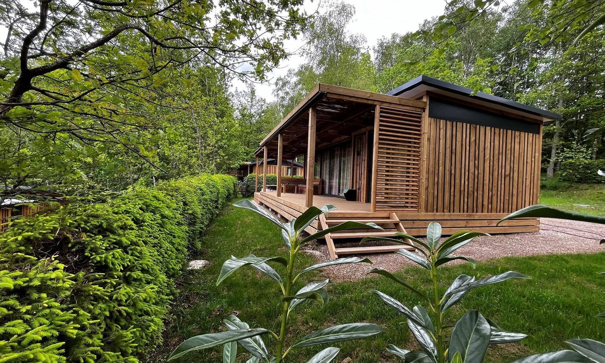 Anould Ski Chalet | HY Lødge Spa n°5 - 4 people: Chalet with Private Spa for a Family Stay