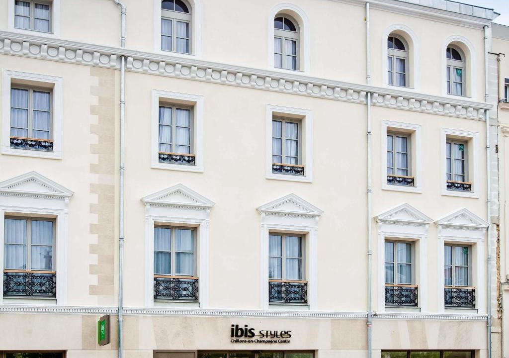 Chalons-en-Champagne Hotel | ibis Styles Chalons en Champagne Centre