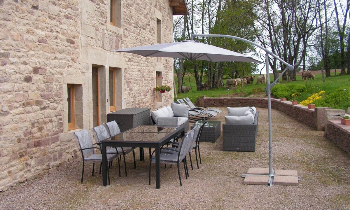 Paroisse Saint-Walburge House | INDIVIDUAL HOUSE for 11 people with disabled access.