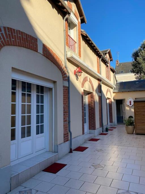 Flore Apartment | JARDINS DE MA-MANS Magnifique Maison Cosy pour 8 personnes Centre du Mans et 24 Heures PARKING Privé