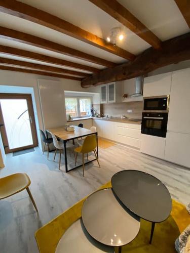 Tregueux House | Jolie maison de campagne à la ville chez TINAT