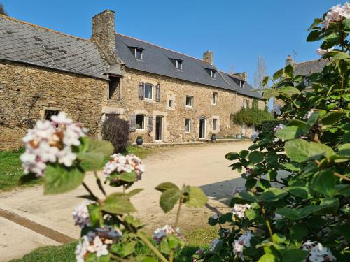 Saint-Samson-sur-Rance House | Kêr Neizh Breizh - Gîtes de Charme - Le Petit Châtelier