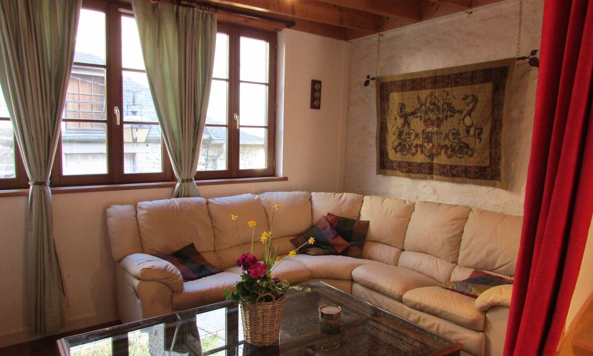Dinan Apartment | Ker Arthur a charming apartment with garden in Medieval Dinan.