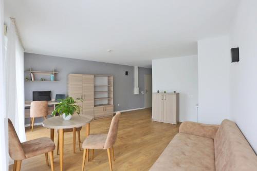 Vandoeuvre-les-Nancy Apartment | KOSY Appart'Hôtels - La Maison Des Chercheurs