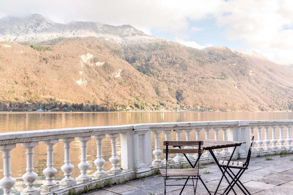Duingt Apartment | L'accès Lac Rivage - Accès privatif au Lac dAnnecy