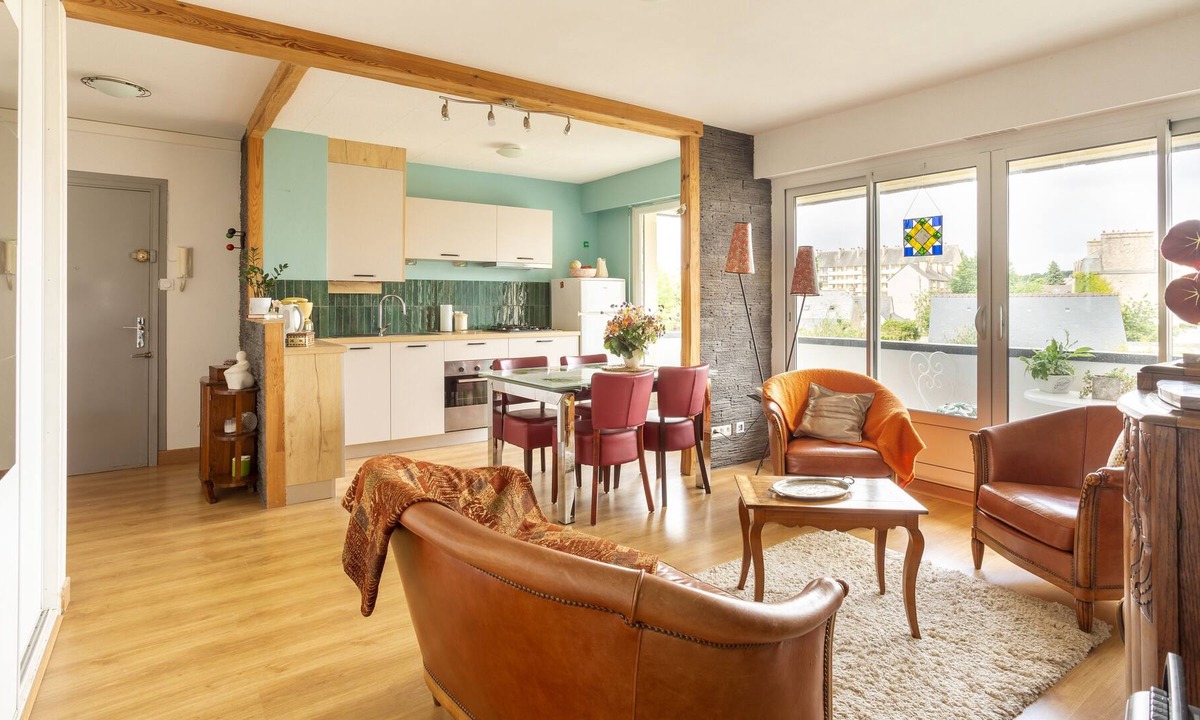 Dinan Apartment | L'Amandier - Appartement avec Balcon