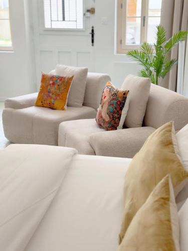 Tonnerre Apartment | L'Atelier Marguerite, au pied de la Fosse Dionne à Tonnerre