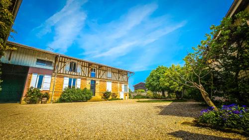 Drosnay House | L'Aube du Lac
