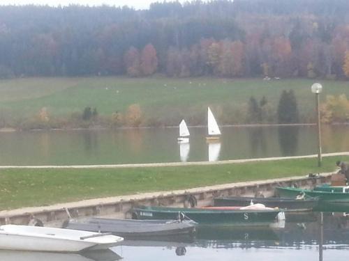 Saint-Point-Lac Bed & Breakfast | L'Ecrin du Lac