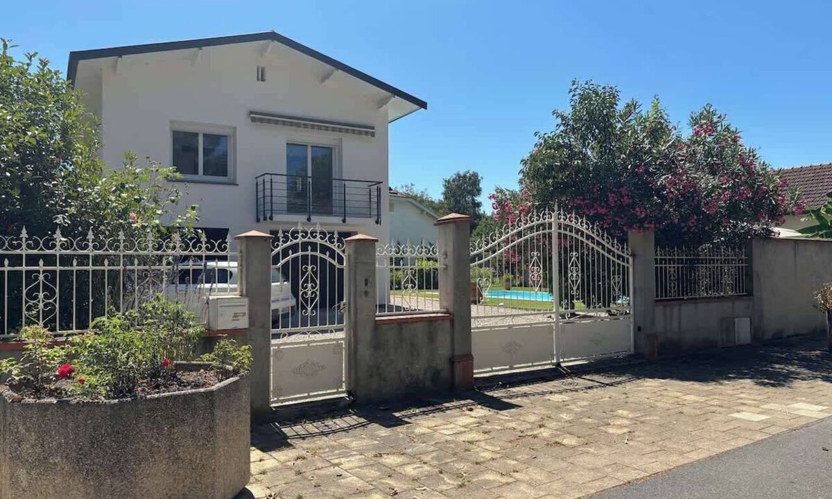 Boussens House | L Escapade 6p Maison Familiale Jardin Piscine