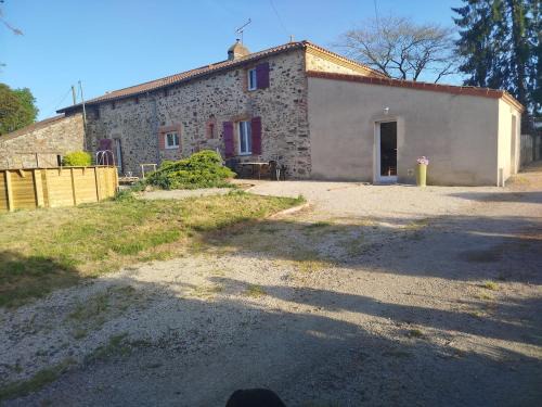 Chanteloup-les-Bois House | L'escapade des fenêtres